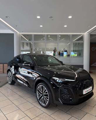 Audi Q5 SPB 40 TDI quattro S tronic Identity Black