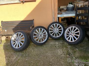 Cerchi  in lega 17 più gomme