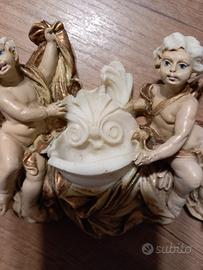 acquasantiera con angeli 