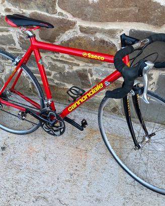 Bici da strada Cannondale saeco caad2
