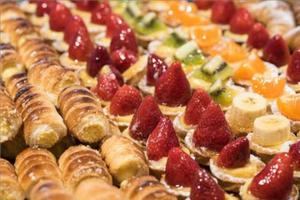 Pasticceria ,Gelateria Bar e tavola calda