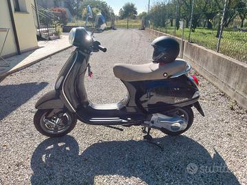 Piaggio Vespa 125 LX - 2006