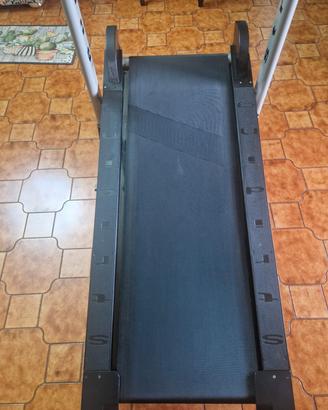 tappeto meccanico inclinato striding 