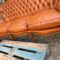 divano e poltrone vintage barocco