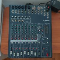 Mixing console Yamaha MG124cx