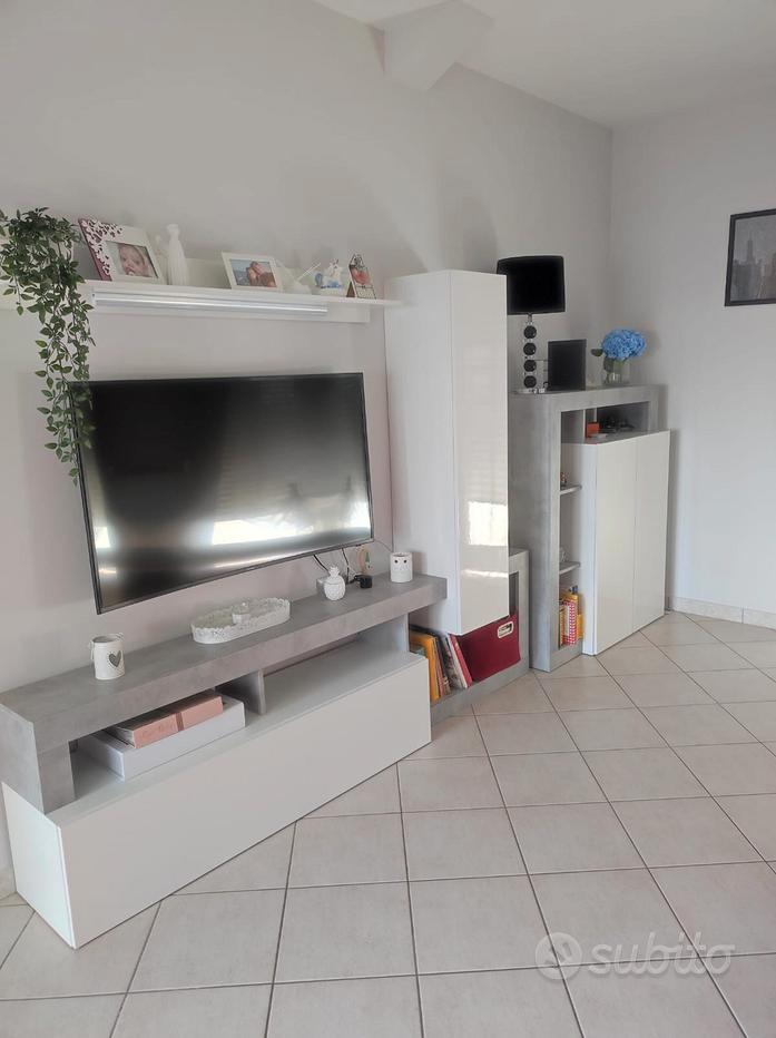 Amburgo mondo convenienza Mobili usati