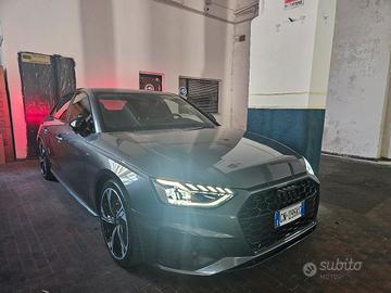 AUDI A4 40 TFSI 204 CV 