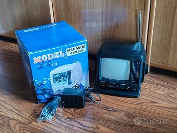 Mini Televisore Vintage. Megavox BTW-555