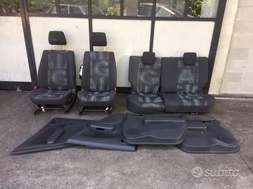 Sedili Opel Agila 2011 5 porte grigio/nero