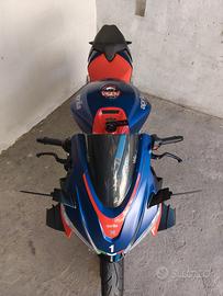 Aprilia rs 660  