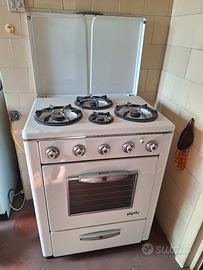 cucina d'epoca anni 50 GasFire 4 fuochi  Perfetta 