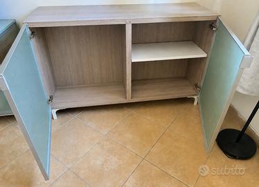 diversi mobili Ikea BESTA