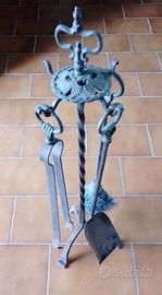 Treppiede accessori per camino