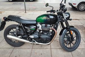 Triumph speed twin 900