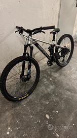 Bici mondraker factor 26