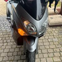 Yamaha T Max - 2009