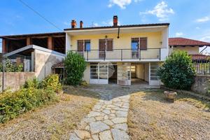 CASA INDIPENDENTE A VISCHE