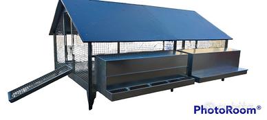 Pollaio 65 posti mobile