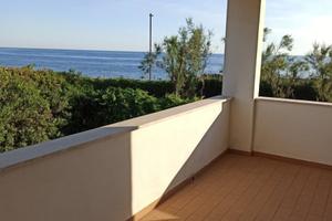 Appartamento 72m fronte mare Nov-Mag+estate a rich