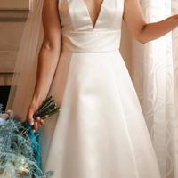 VESTITO DA SPOSA completo di scarpe e velo lungo