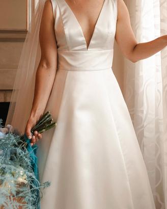 VESTITO DA SPOSA completo di scarpe e velo lungo