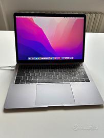 MacBook Air 13” (2018) – i5, 8 GB RAM, 256 GB SSD
