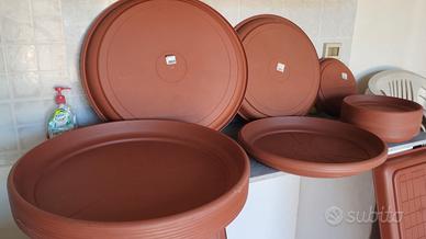 Sottovasi plastica NUOVI, rotondi e rettangolari