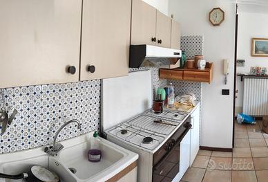 Gratis arredamento cucina/sala