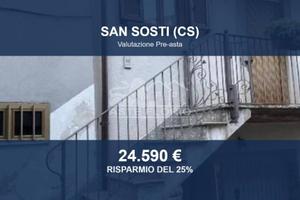 Immobile in asta di 104 m² con box auto a San Sost