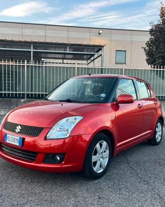 Suzuki Swift 1.3 5p. CAMBIO AUTOMATICO