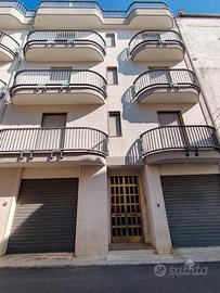 APPARTAMENTI, GARAGE E TAVERNETTA