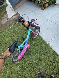 Bici B'Twin bambina 14" rosa e azzurra
