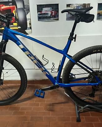 MTB TREK  X Caliber 9 leggere 