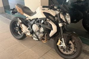 Mv Agusta Brutale 675