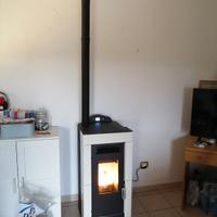 Stufa a pellet 7 kw Age Stufe