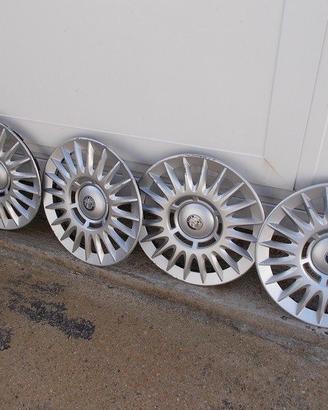 4 Pattane da 16 pollici x Alfa  originali  permuto