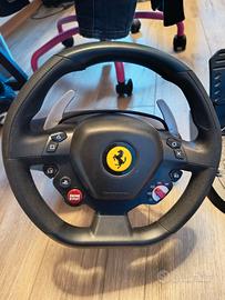 Volante Thrustmaster Ferrari per PlayStation