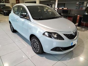 Lancia Ypsilon 1.0 FireFly 5 porte S&S Hybrid...