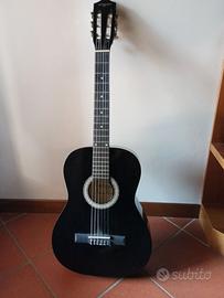Chitarra classica acustica