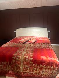Letto in pelle