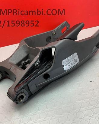 FORCELLONE POSTERIORE DUCATI 749 2003 2004