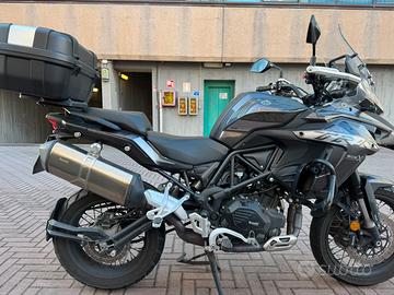 Moto BENELLI TRK502X