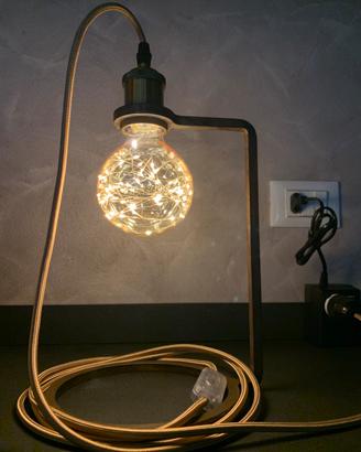 Lampada da tavolo/comodino