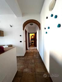 Ampio appartamento arredato e luminoso