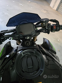 Moto Kawaasaki Z900 SE