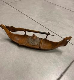 Calamaio Vintage a Gondola in Legno d'Ulivo -