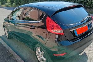 FORD Fiesta 5ª serie - 2010