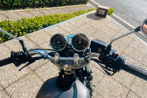YAMAHA SR 400 TUTTO INCLUSO ANCHE PASSAGGIO! MIN