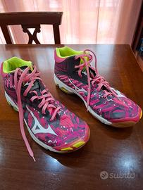 Mizuno Wave lightning z4