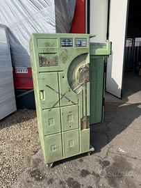 CONTENITORE TERMICO ISOLATO SU  RUOTE